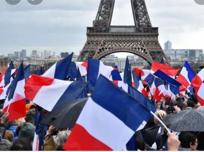صنعاء نيوز - توعد المرشح للرئاسيات الفرنسية إريك زمور أمس الأحد، بحظر جماعة الإخوان المسلمين حال فوزه برئاسيات فرنسا القادمة