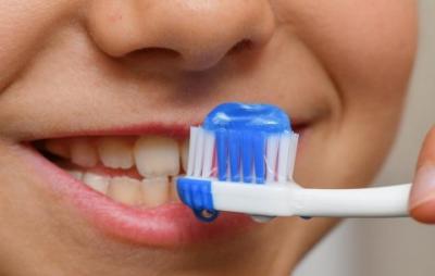 صنعاء نيوز - وجدت الأبحاث أن أحد العوامل “المهمة” لإطالة العمر، القابلة للتعديل، هو تنظيف أسنانك بالفرشاة في وقت محدد من اليوم