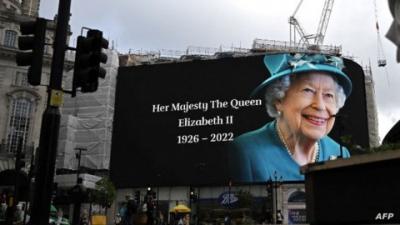 صنعاء نيوز - قوبلت وفاة ملكة بريطانيا، إليزابيث الثانية، بحزن شديد لدى العديد من سكان العالم، لكن آخرين كان لهم موقف آخر.