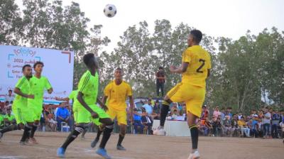 صنعاء نيوز - 

افتتحت عصر السبت على ملعب نادي شباب الجيل بمدينة الحديدة، بطولة مبادرة كأس العالم من قطر 2022