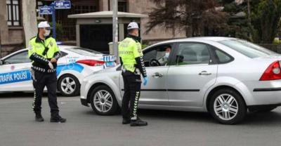 صنعاء نيوز - وثقت كاميرات المراقبة في أحد شوارع إسطنبول جريمة بشعة وقع ضحيتها مواطن مغربي، على يد سائق سيارة أجرة تركي.
وتعرض الضحية، البالغ من العمر 57 عاما