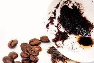 صنعاء نيوز - تنبعث من تفل القهوة فوائد مدهشة للبشرة، وهذه الفوائد غالبًا ما تكون مجهولة للكثيرون