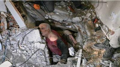 صنعاء نيوز - 
اسماء اليمنيين الذين اودى زلزال تركيا بحياتهم حتى الآن و 4 آخرين خرجوا احياء من تحت الأنقاض